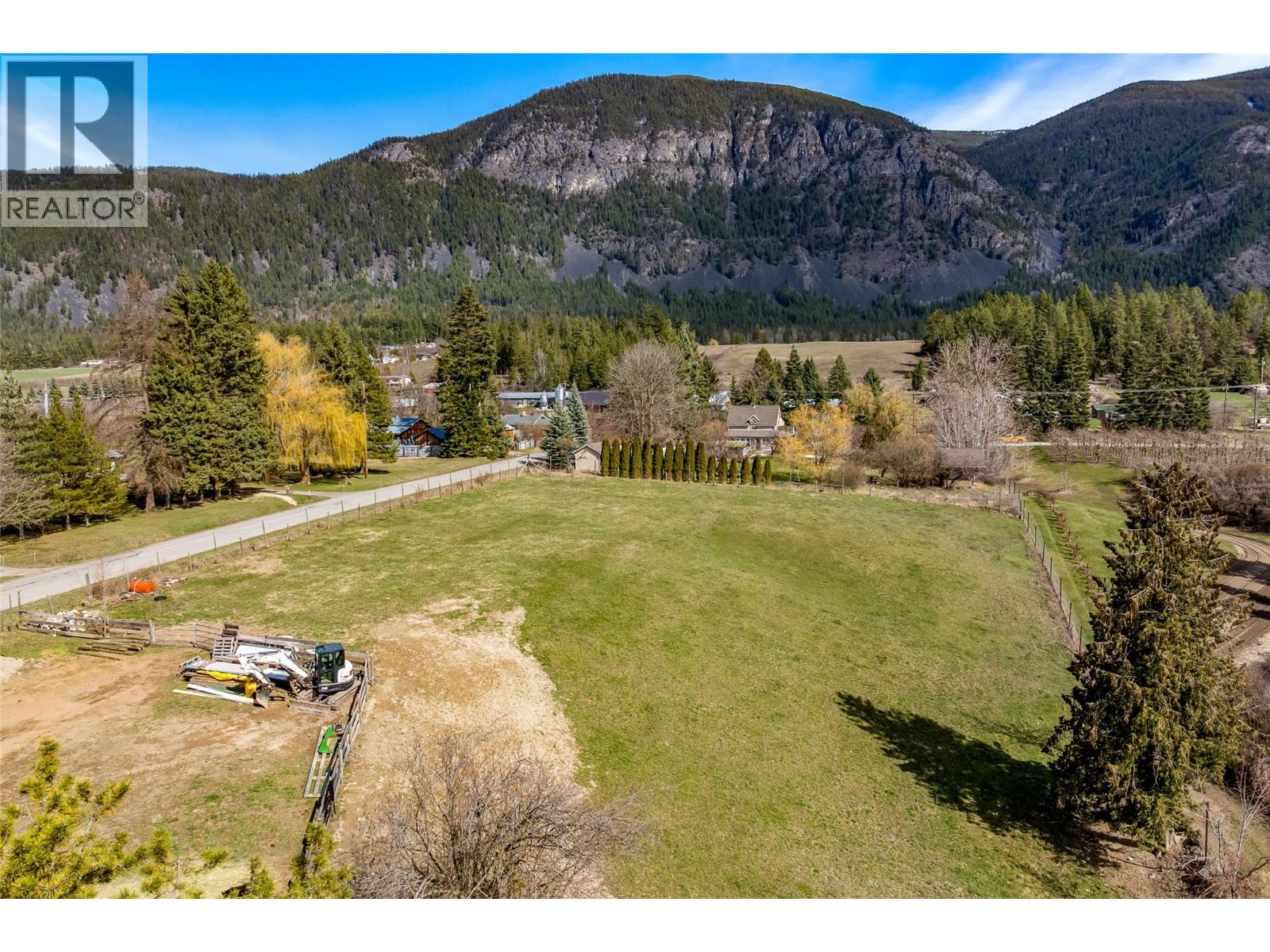 3955 46th Street, Creston, British Columbia  V0B 1C0 - Photo 76 - 10382241