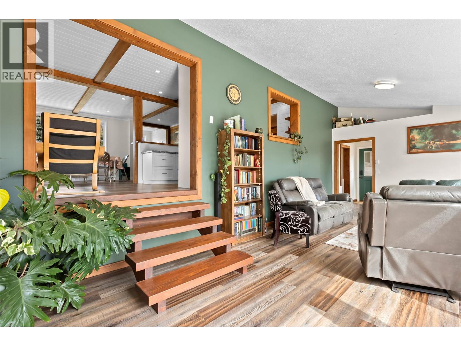 3955 46th Street, Creston, British Columbia  V0B 1C0 - Photo 18 - 10382241
