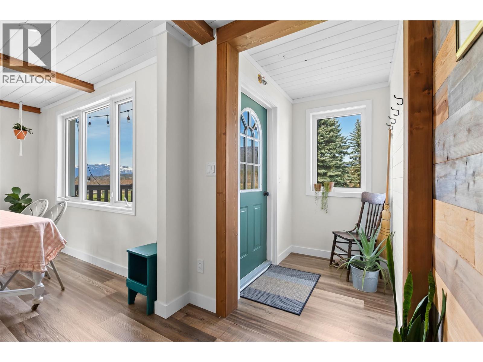 3955 46th Street, Creston, British Columbia  V0B 1C0 - Photo 6 - 10382241