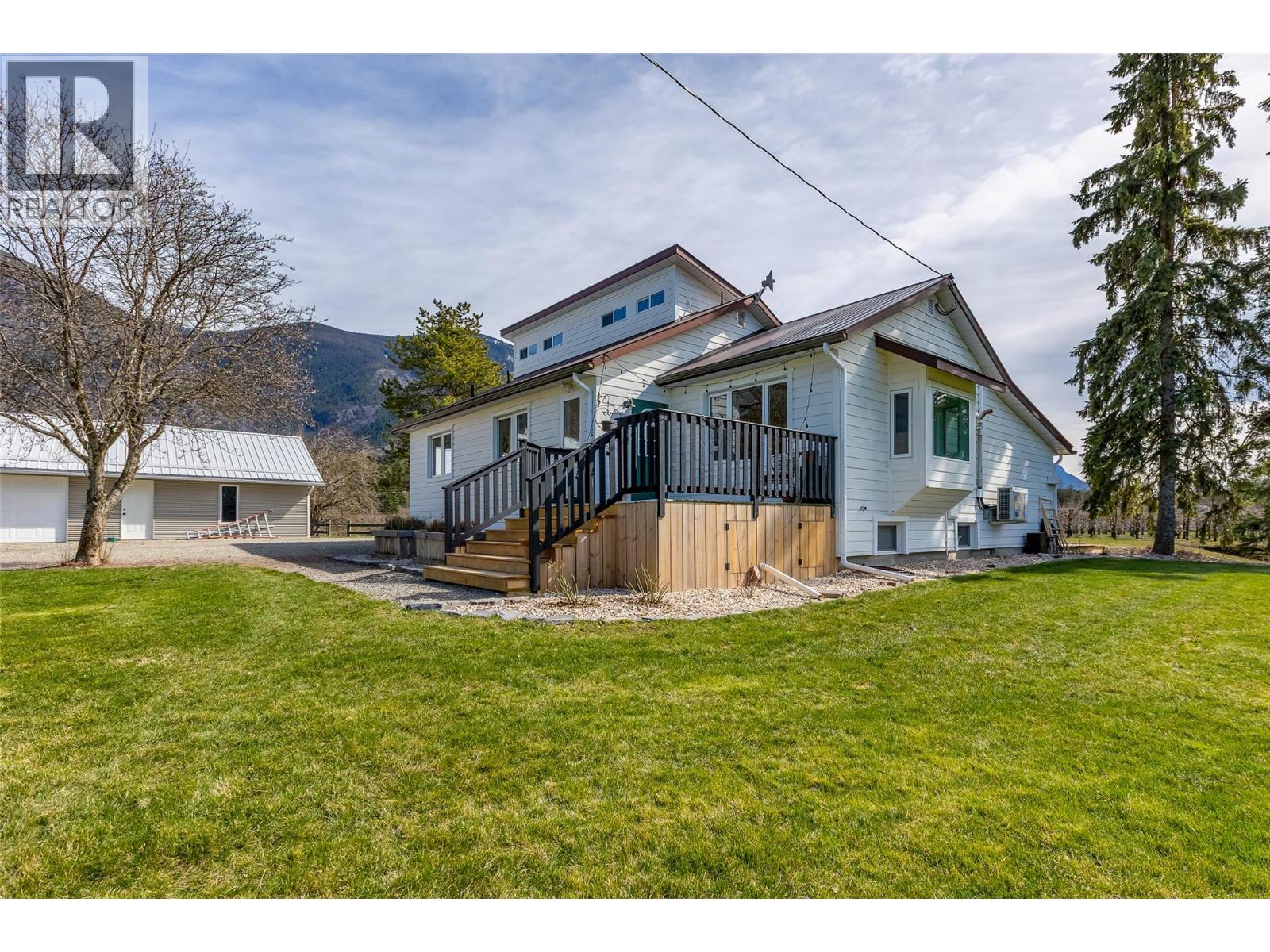 3955 46th Street, Creston, British Columbia  V0B 1C0 - Photo 46 - 10382241