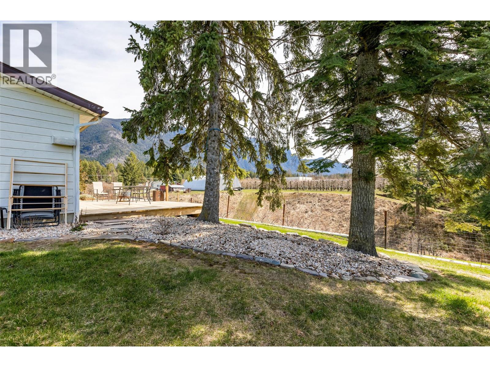 3955 46th Street, Creston, British Columbia  V0B 1C0 - Photo 47 - 10382241