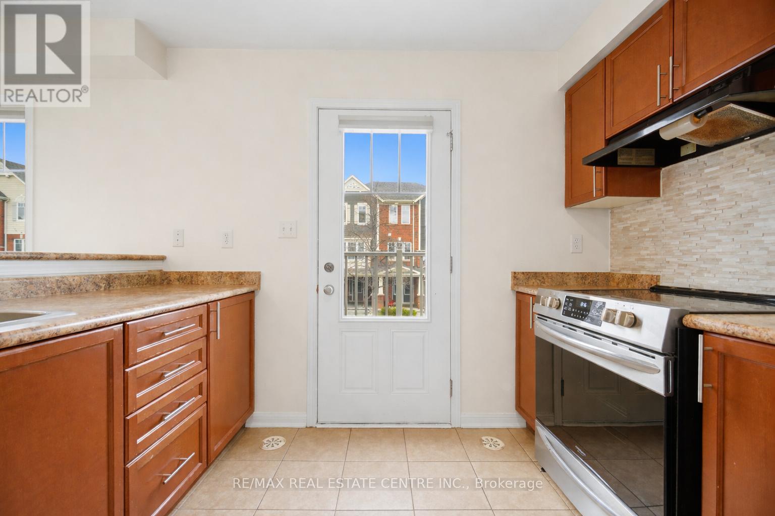 56 - 3050 Rotary Way, Burlington, Ontario  L7M 0G8 - Photo 22 - W12996830