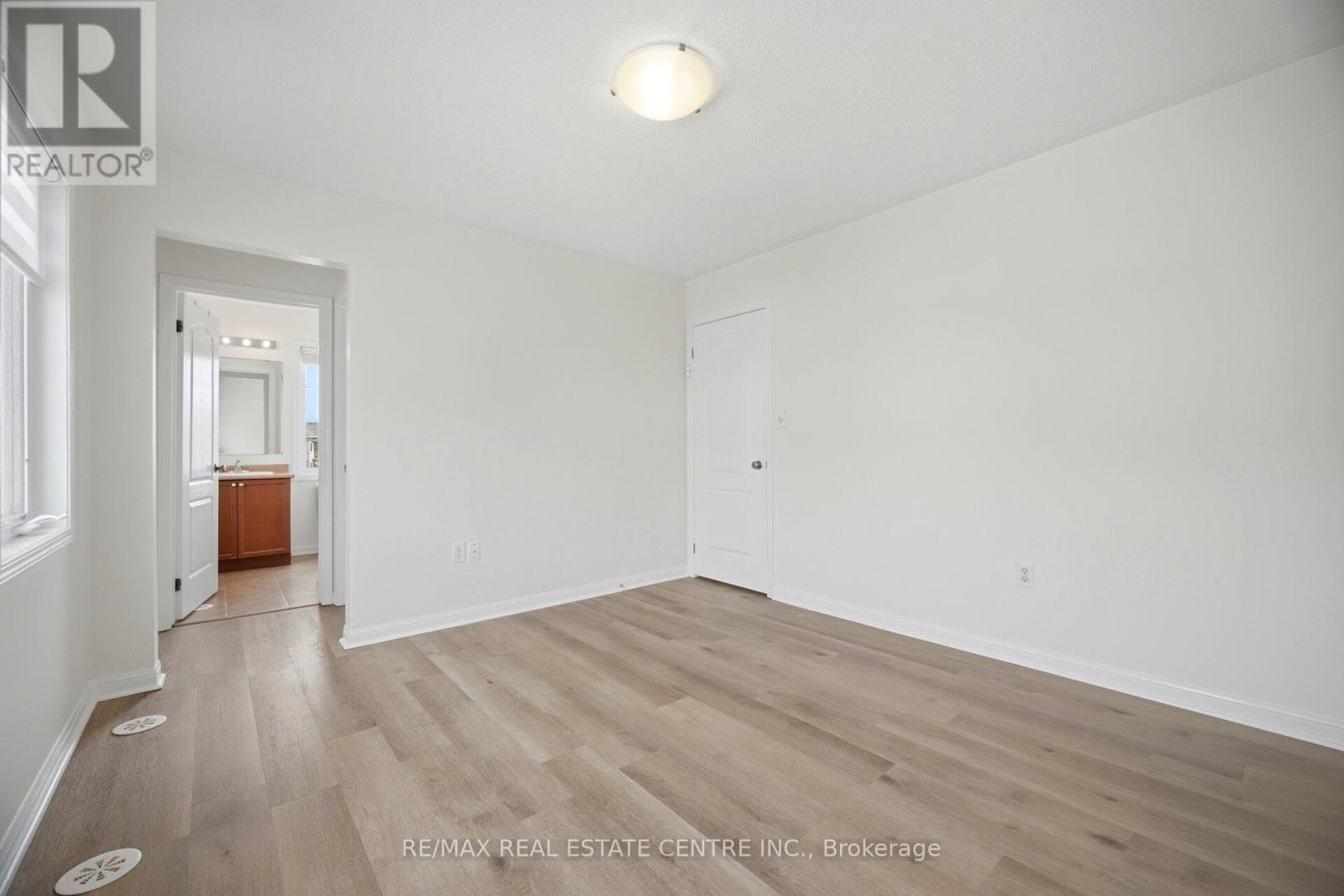 56 - 3050 Rotary Way, Burlington, Ontario  L7M 0G8 - Photo 32 - W12996830