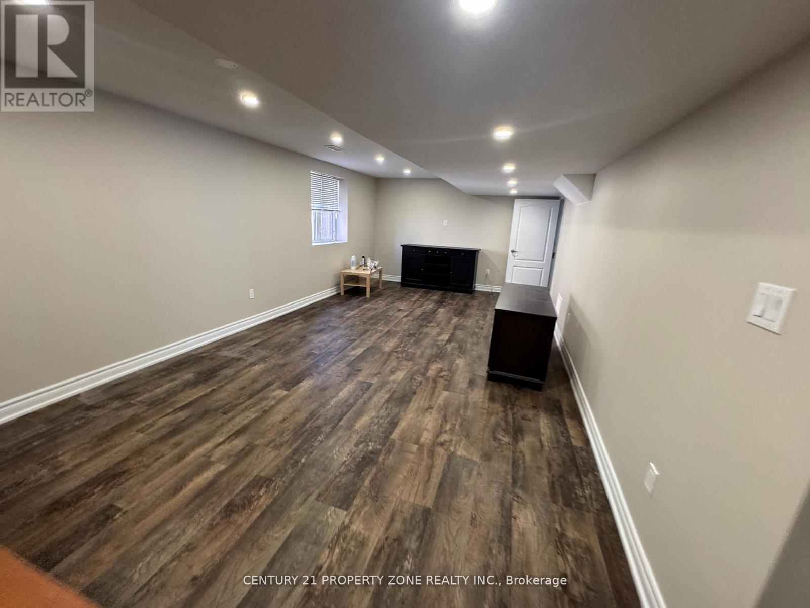 Bsmt - 10 Fort Williams Drive, Brampton, Ontario  L6X 0W5 - Photo 12 - W12996840