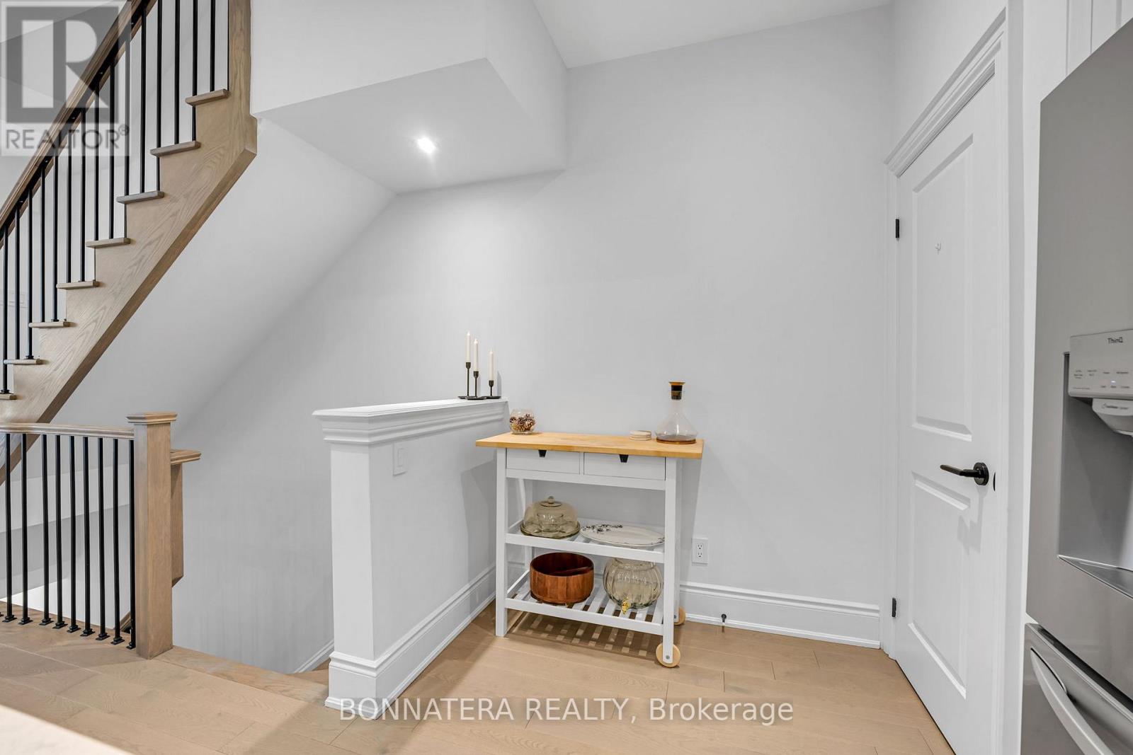 81 - 15 Lunar Crescent, Mississauga, Ontario  L5M 2R6 - Photo 13 - W12996920