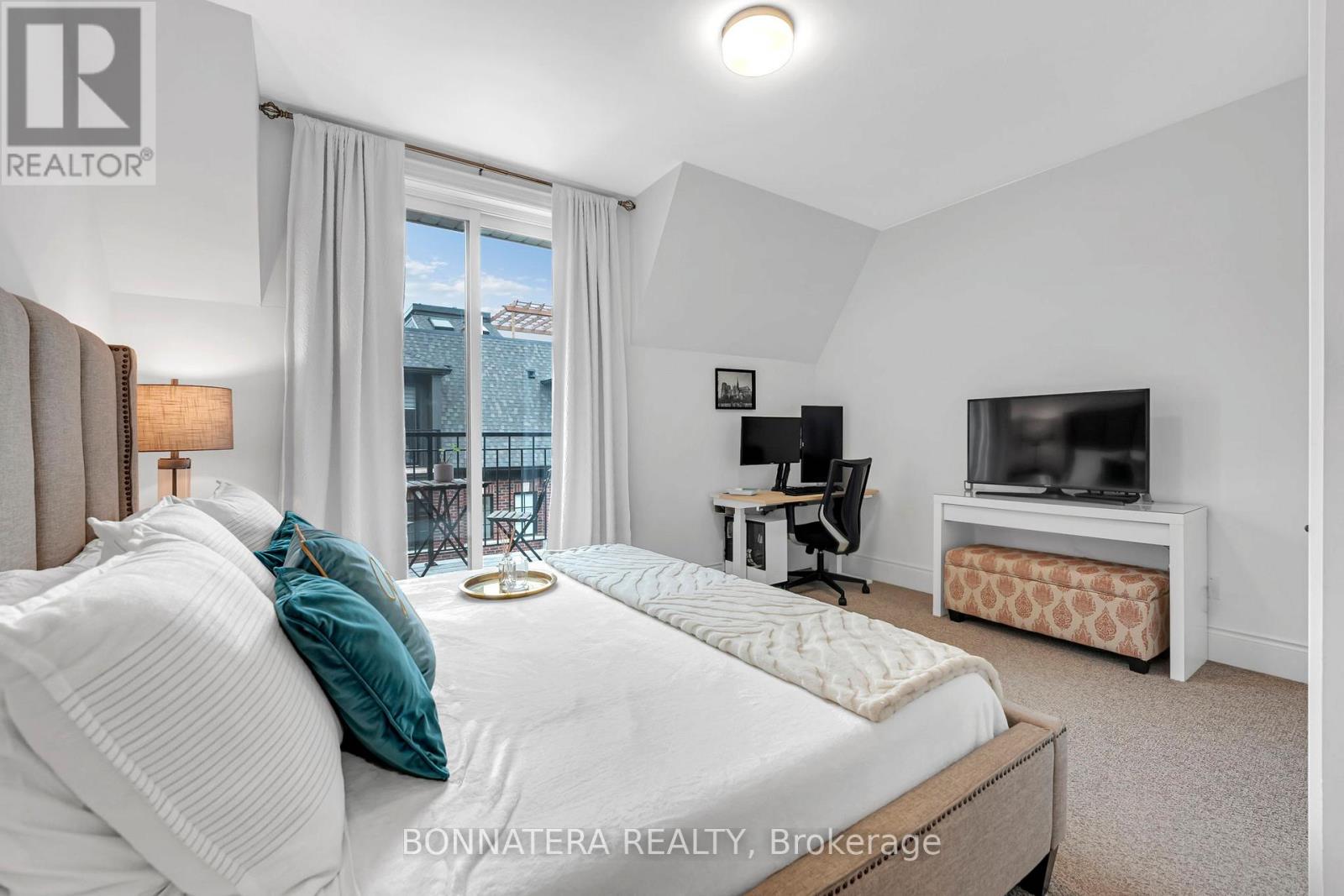 81 - 15 Lunar Crescent, Mississauga, Ontario  L5M 2R6 - Photo 23 - W12996920