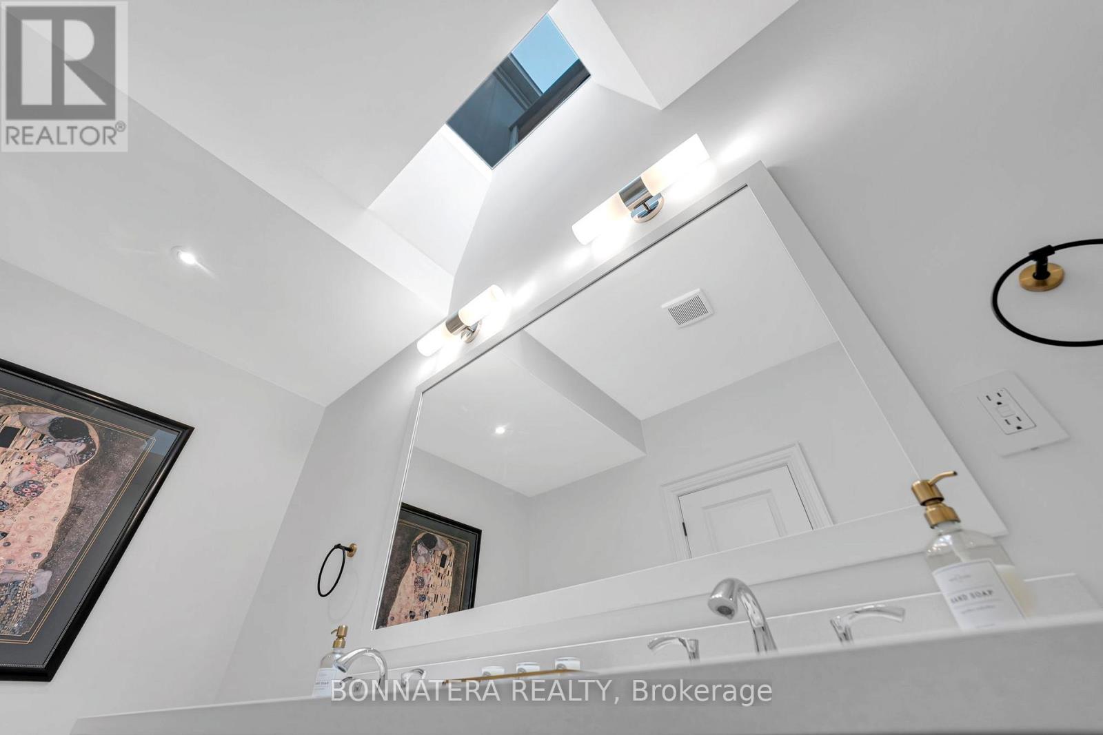 81 - 15 Lunar Crescent, Mississauga, Ontario  L5M 2R6 - Photo 28 - W12996920