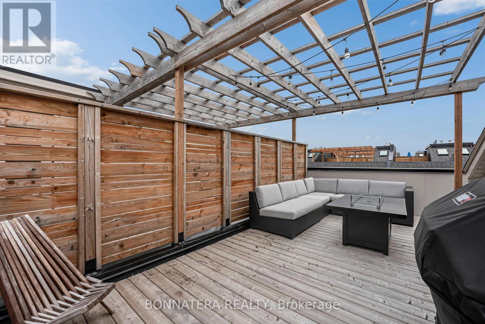 81 - 15 Lunar Crescent, Mississauga, Ontario  L5M 2R6 - Photo 34 - W12996920