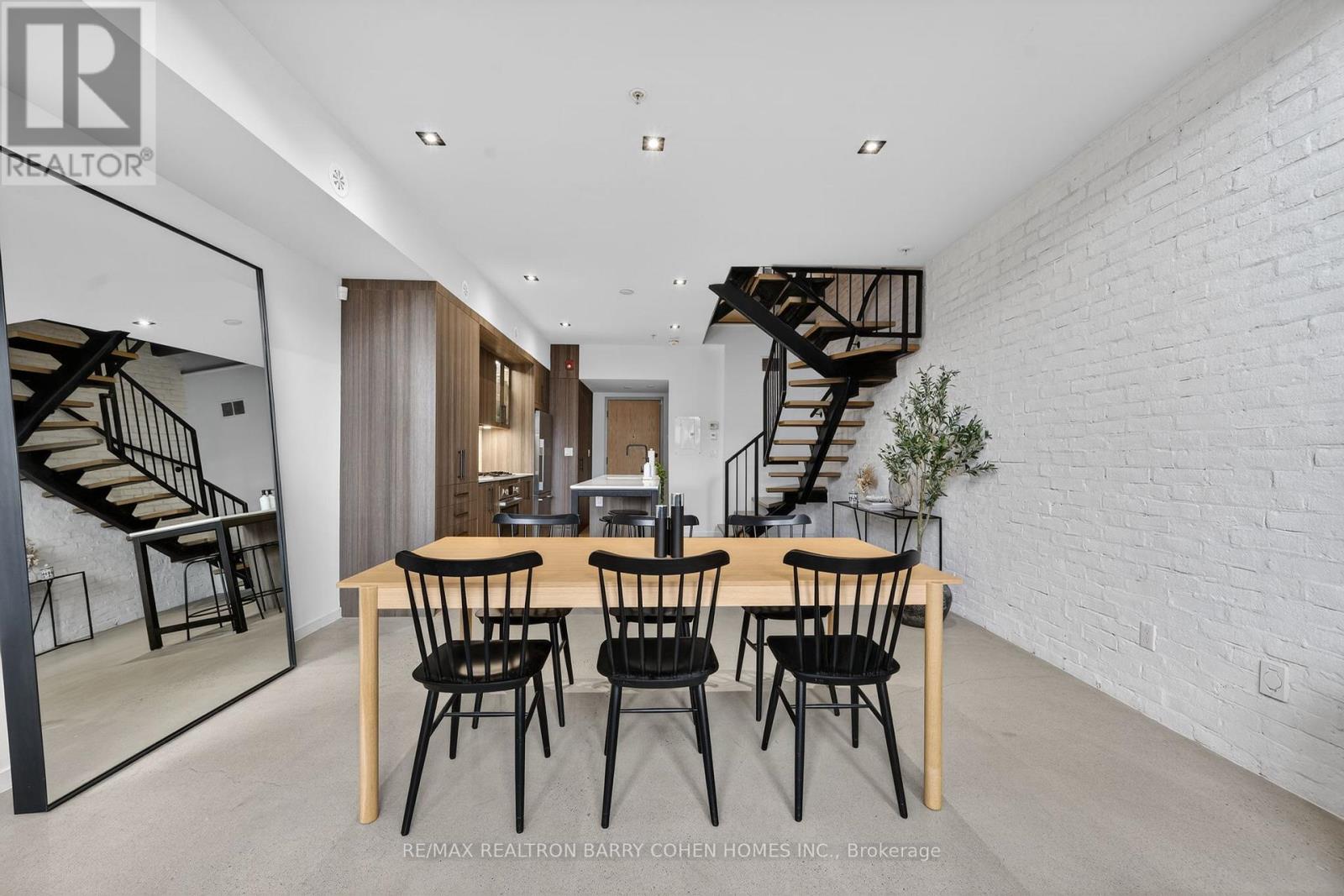 7 - 50 Bartlett Avenue, Toronto, Ontario  M6H 3E6 - Photo 18 - W12996932