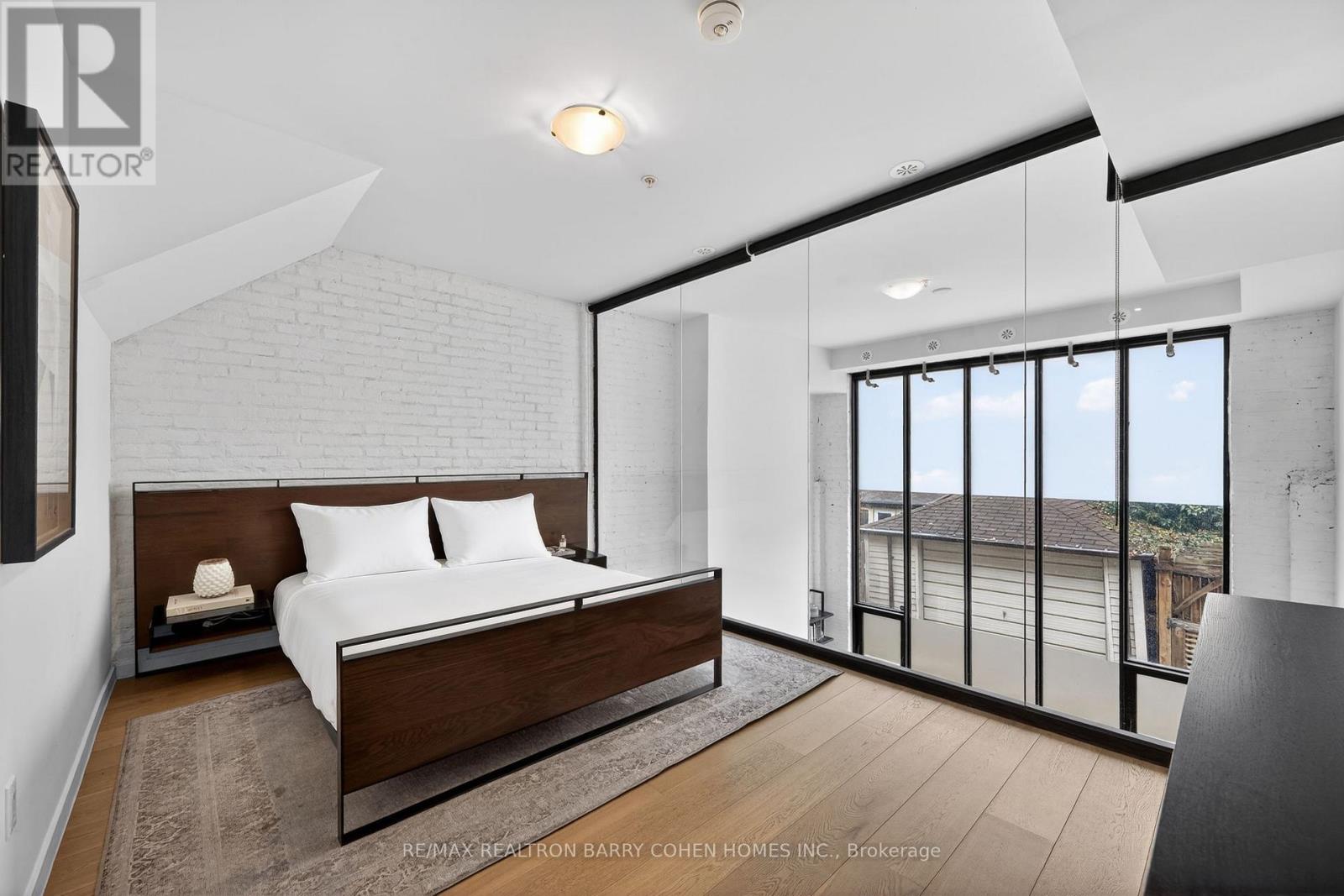 7 - 50 Bartlett Avenue, Toronto, Ontario  M6H 3E6 - Photo 24 - W12996932