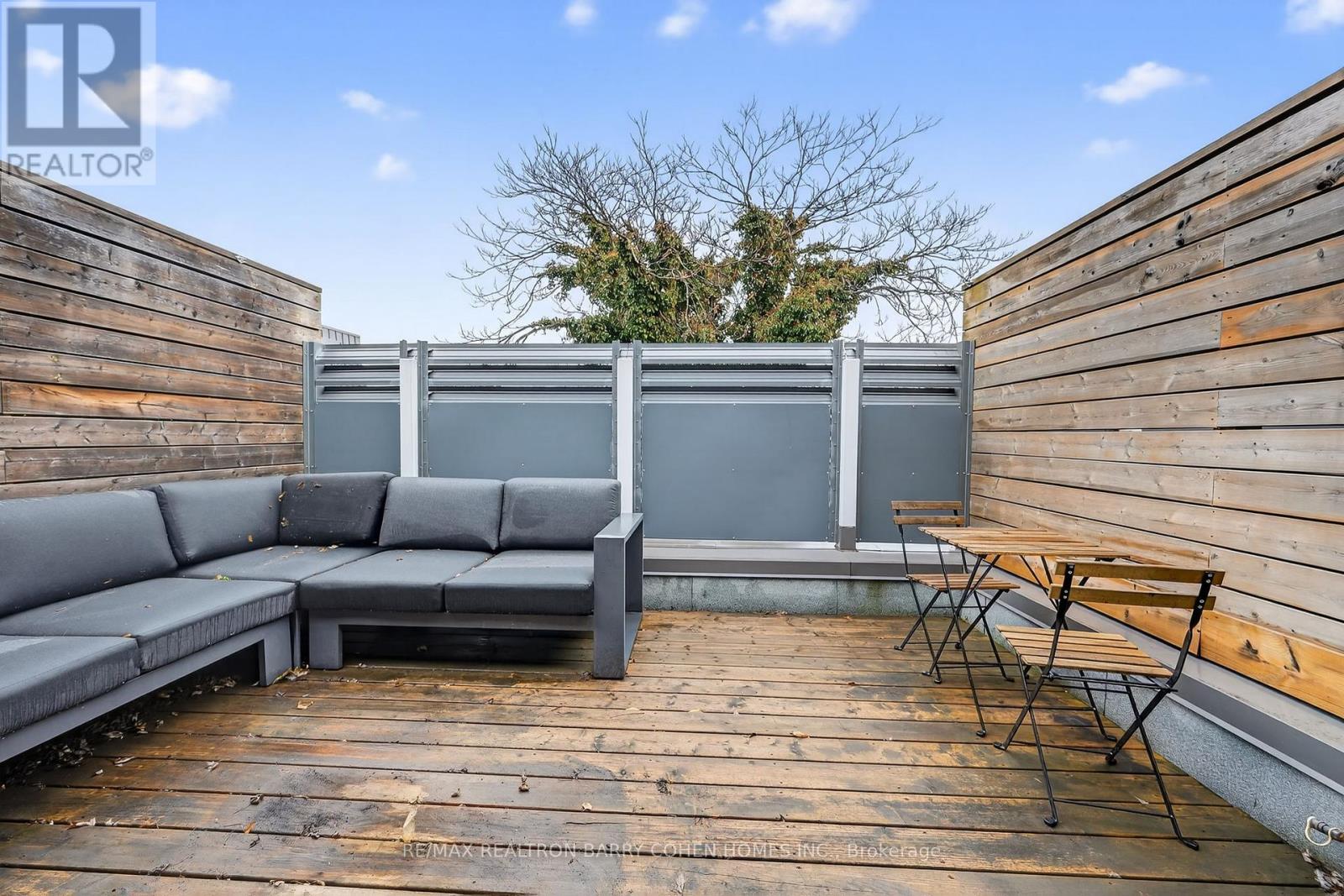 7 - 50 Bartlett Avenue, Toronto, Ontario  M6H 3E6 - Photo 37 - W12996932