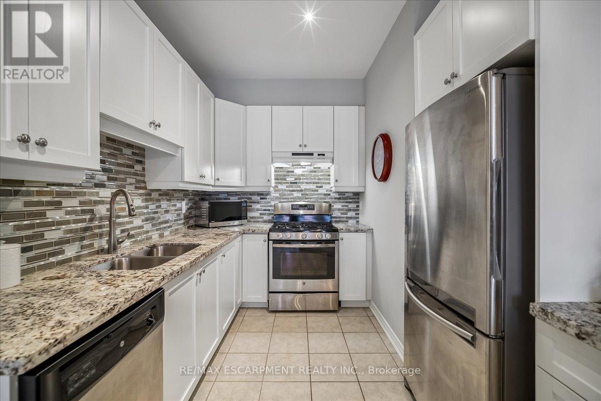 #40 - 181 Plains Road W, Burlington, Ontario  L7T 0B1 - Photo 13 - W12996970