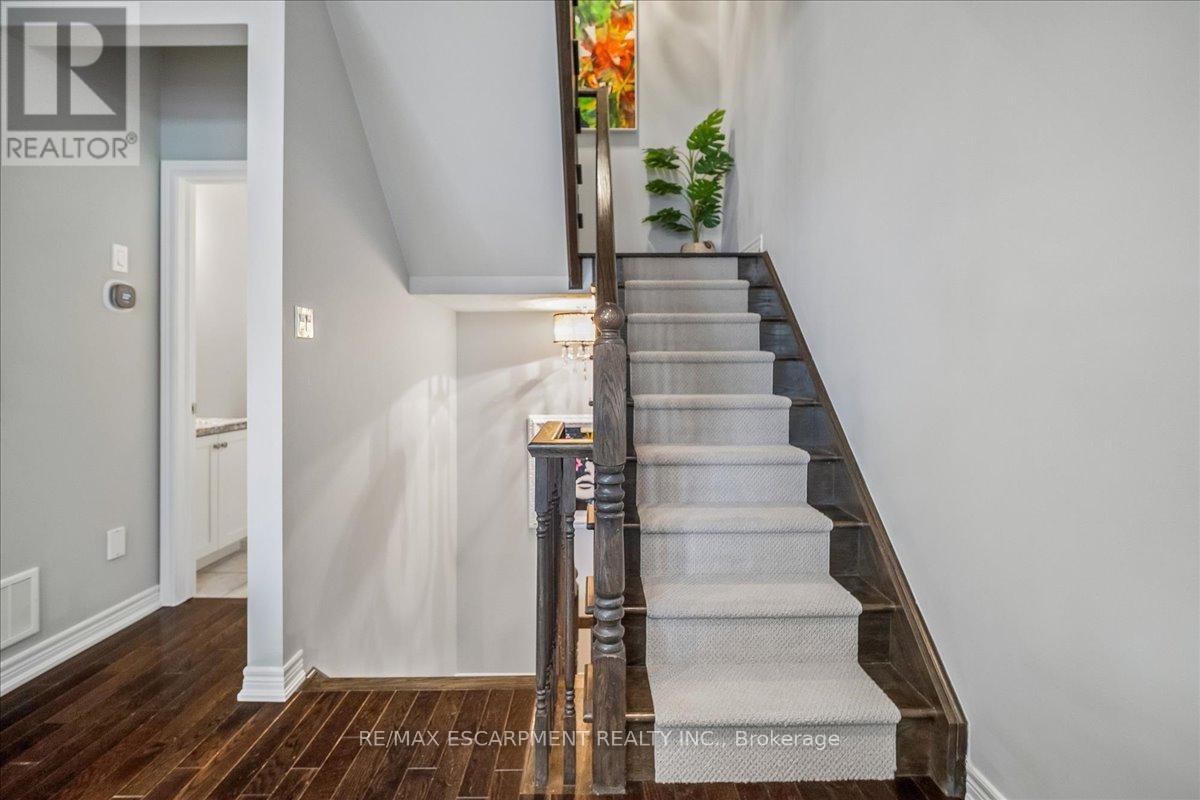 #40 - 181 Plains Road W, Burlington, Ontario  L7T 0B1 - Photo 26 - W12996970