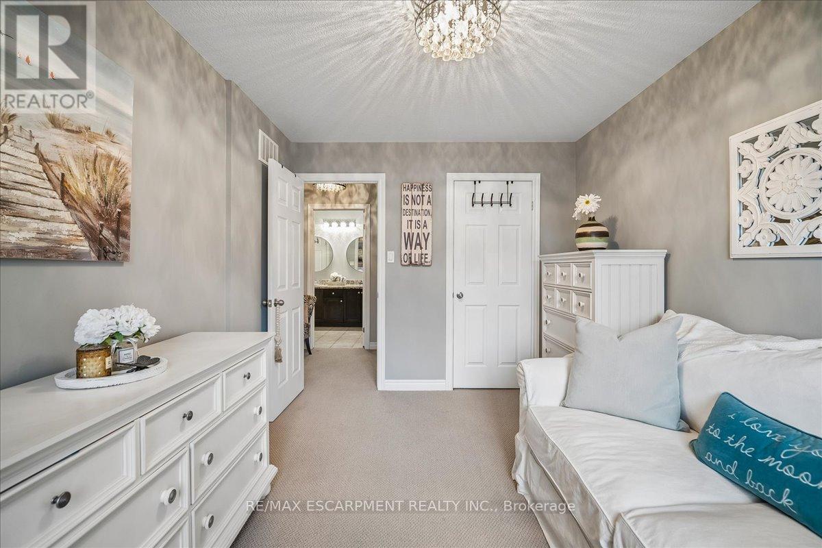 #40 - 181 Plains Road W, Burlington, Ontario  L7T 0B1 - Photo 29 - W12996970