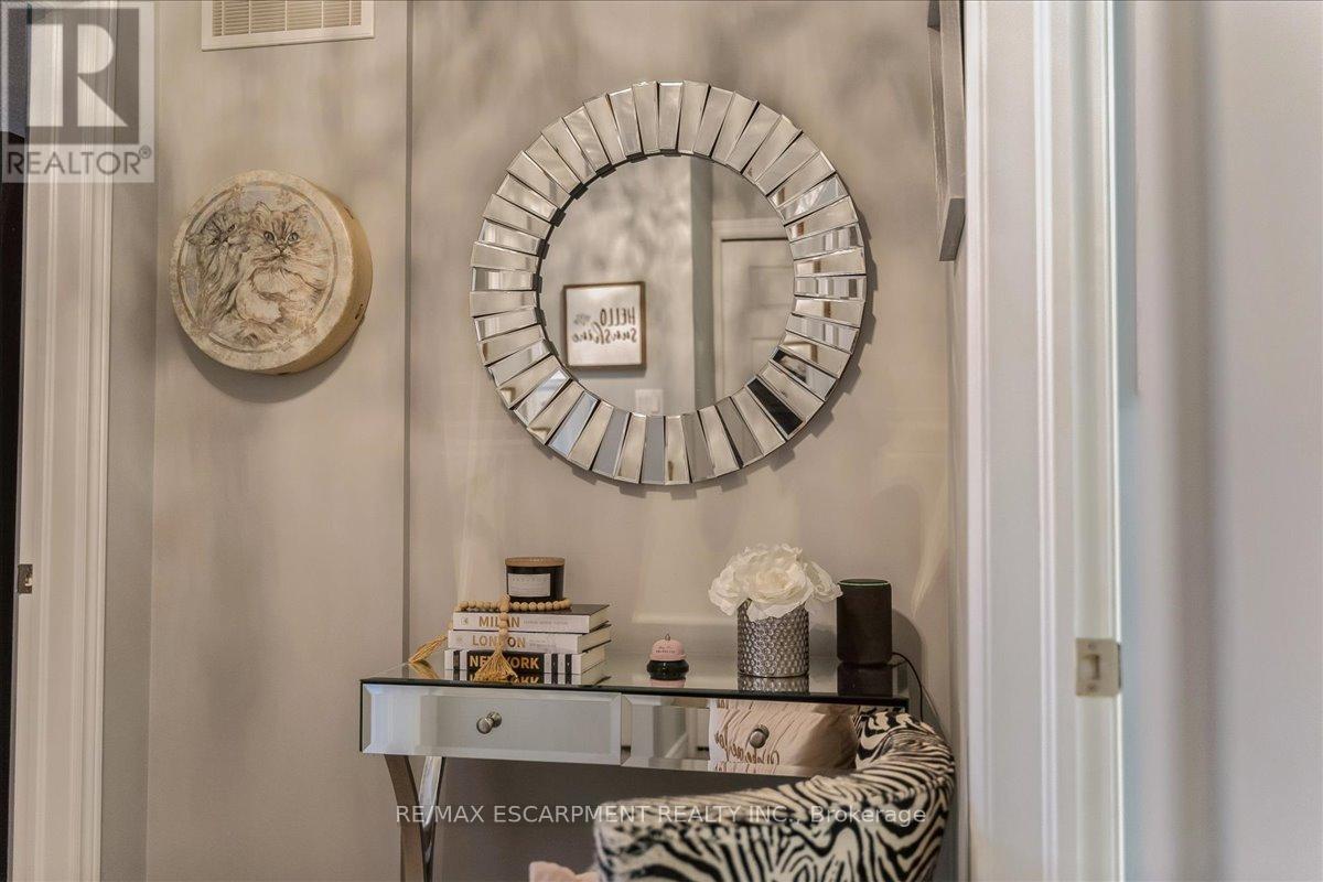 #40 - 181 Plains Road W, Burlington, Ontario  L7T 0B1 - Photo 31 - W12996970