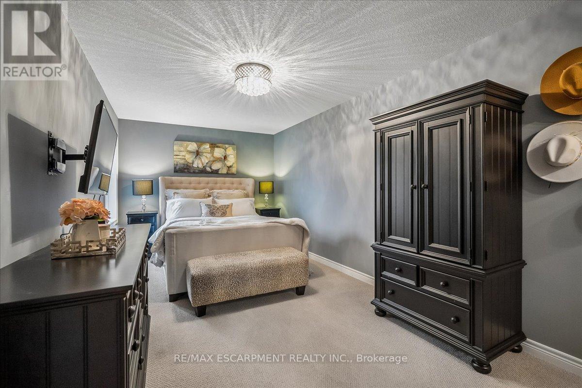 #40 - 181 Plains Road W, Burlington, Ontario  L7T 0B1 - Photo 32 - W12996970