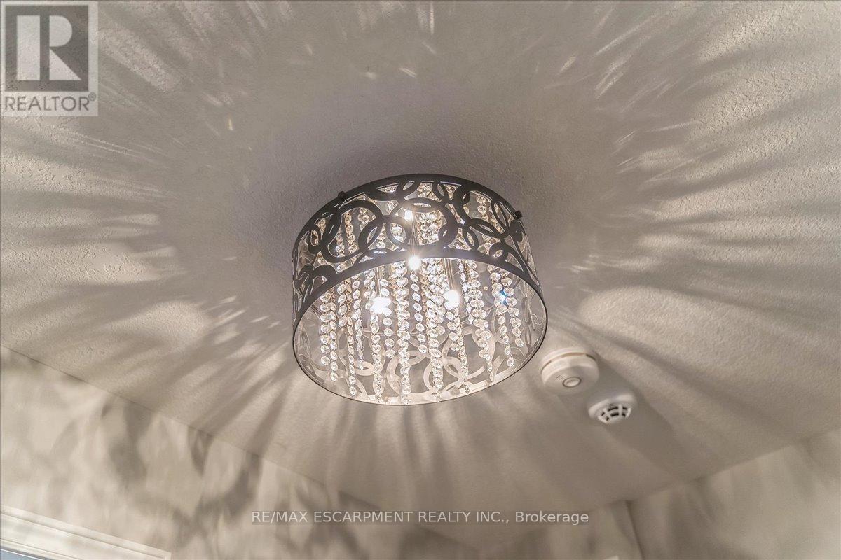 #40 - 181 Plains Road W, Burlington, Ontario  L7T 0B1 - Photo 34 - W12996970