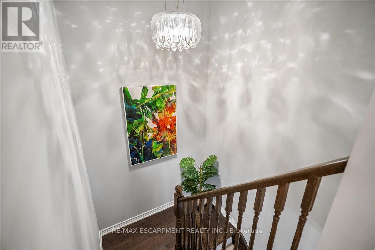 #40 - 181 Plains Road W, Burlington, Ontario  L7T 0B1 - Photo 39 - W12996970