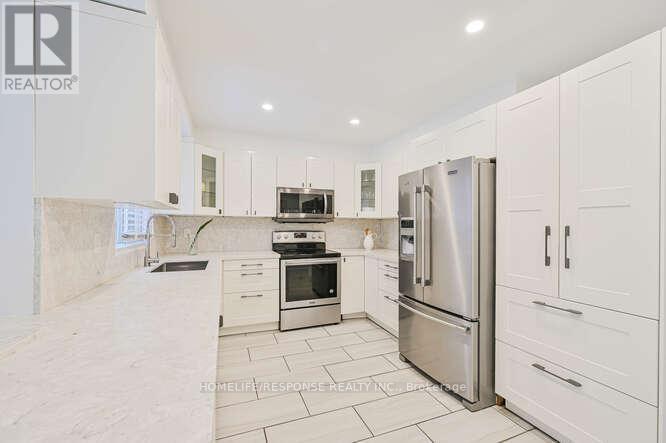 6103 Prairie Circle, Mississauga, Ontario  L5N 5Z5 - Photo 12 - W12996976