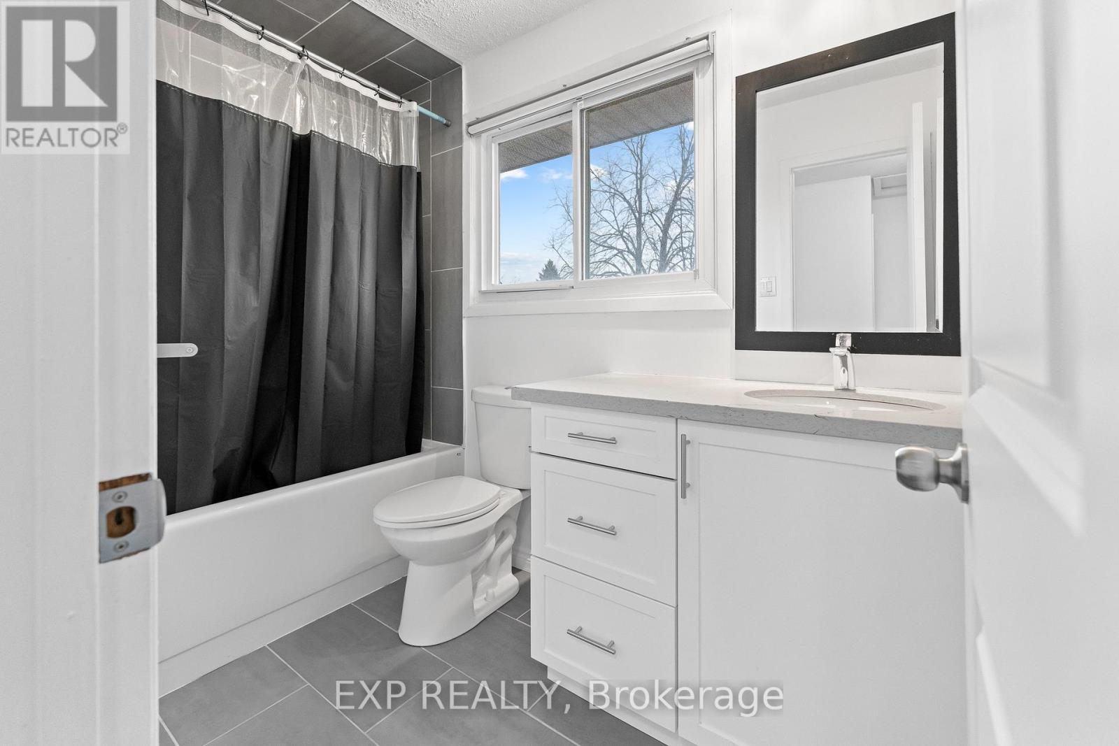 Unit 1 - 14 Baxter Crescent, Thorold, Ontario  L2V 4R6 - Photo 23 - X12997106