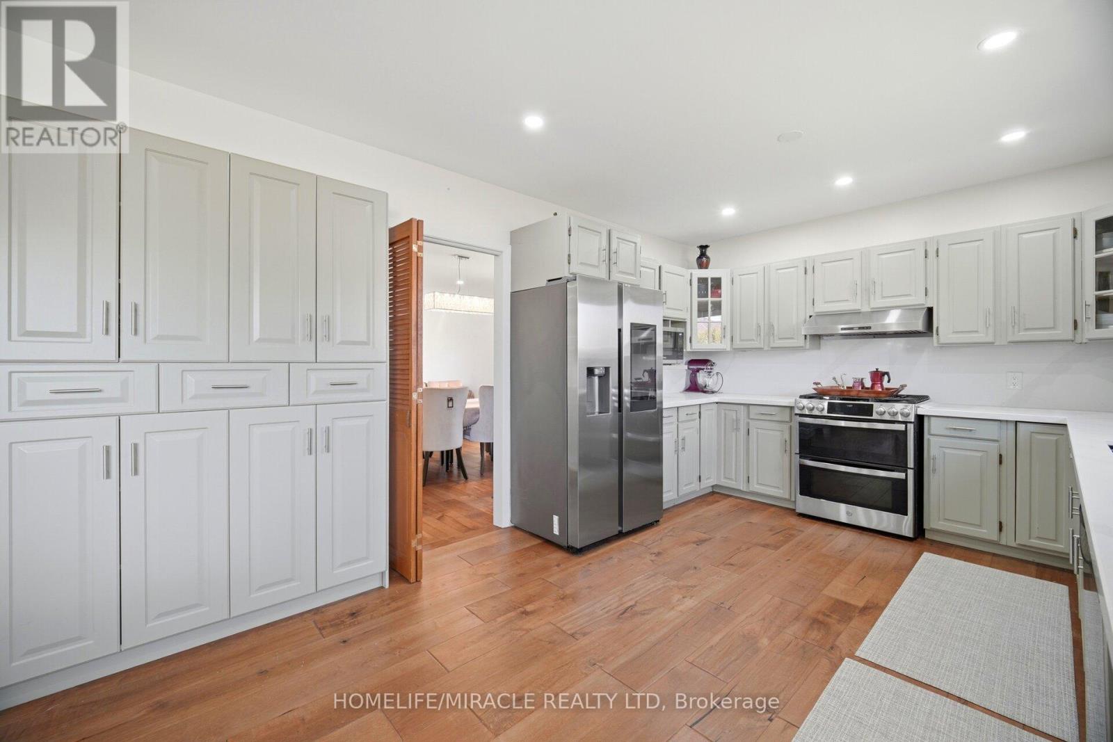 38 Leclaire Street, Hamilton, Ontario  L9C 5X3 - Photo 13 - X12996832