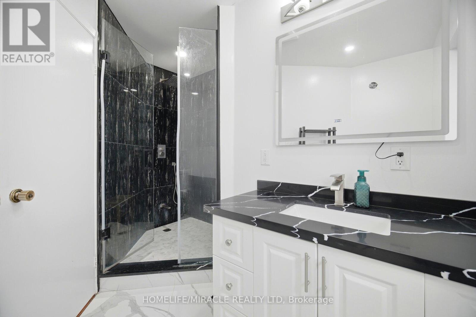 38 Leclaire Street, Hamilton, Ontario  L9C 5X3 - Photo 32 - X12996832