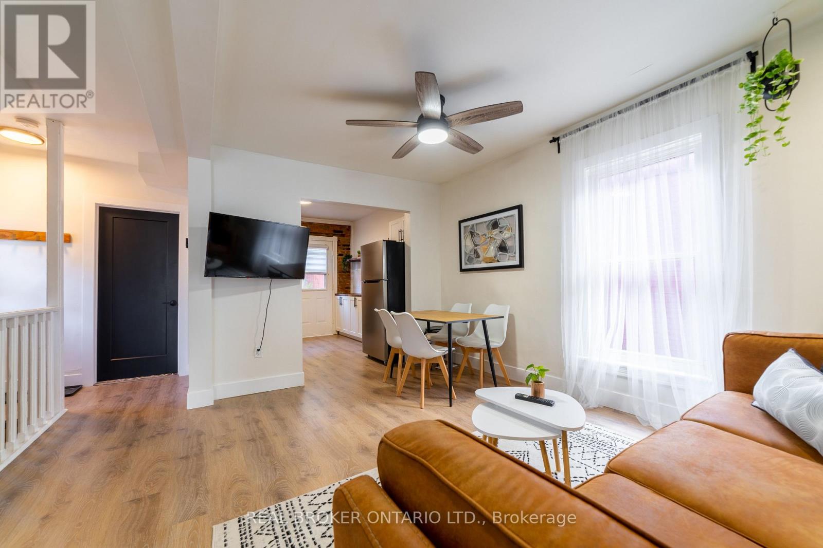 19 Century Street, Hamilton, Ontario  L8L 1V7 - Photo 14 - X12996844