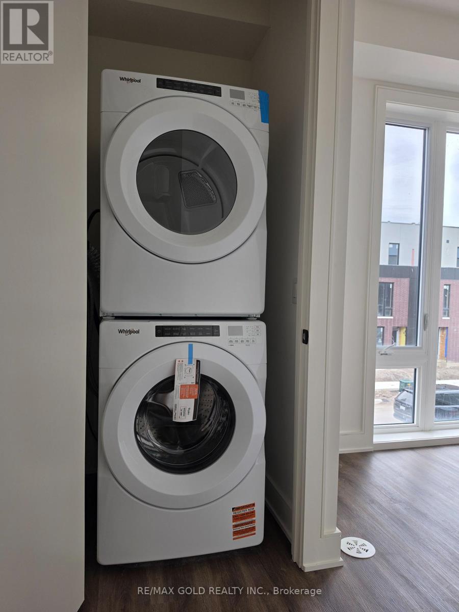 126 Everett Common, St. Catharines, Ontario  L2P 0G8 - Photo 17 - X12996892