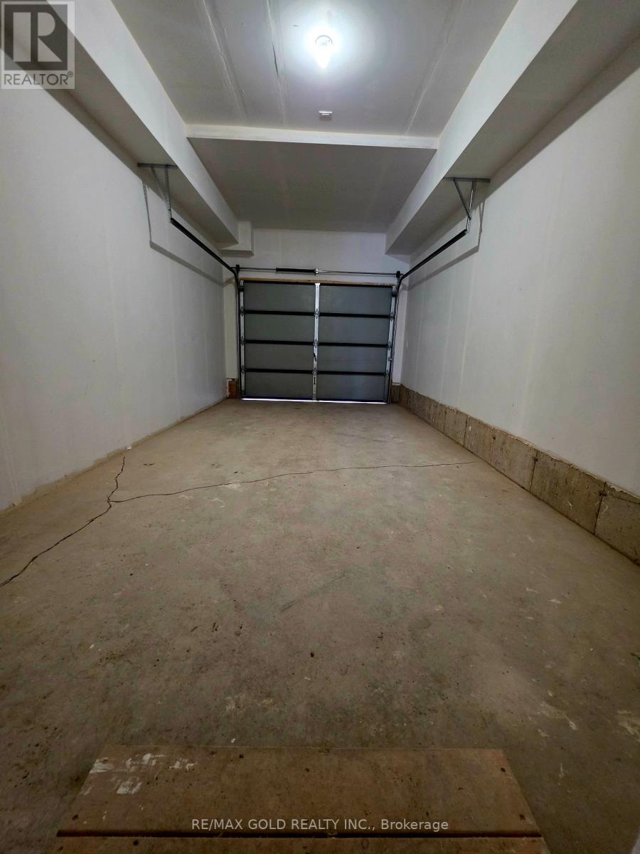 126 Everett Common, St. Catharines, Ontario  L2P 0G8 - Photo 7 - X12996892