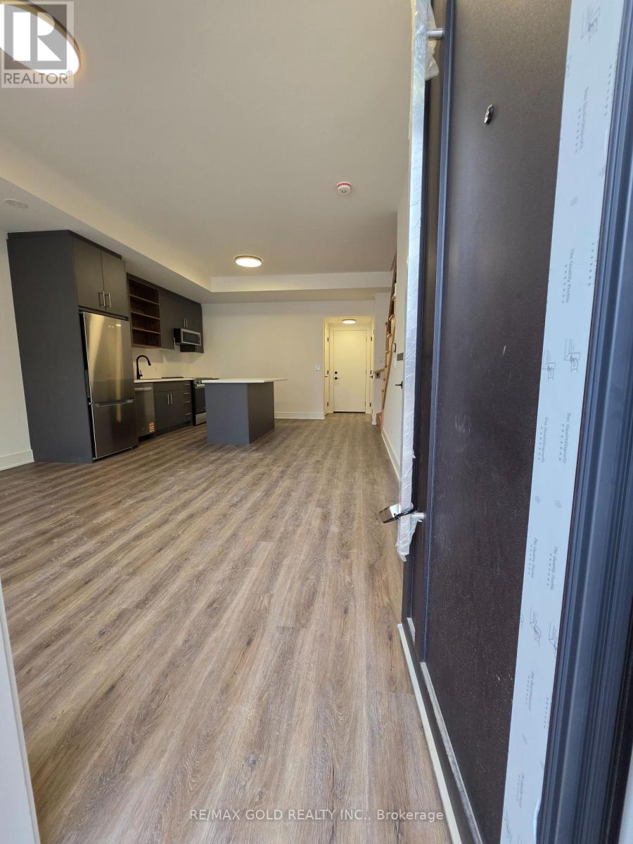 126 Everett Common, St. Catharines, Ontario  L2P 0G8 - Photo 8 - X12996892