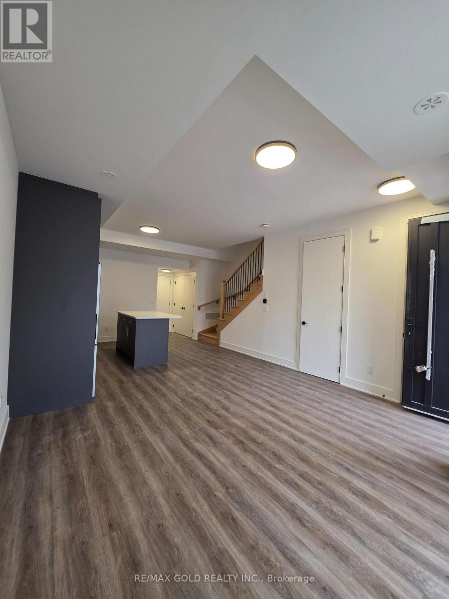 126 Everett Common, St. Catharines, Ontario  L2P 0G8 - Photo 9 - X12996892