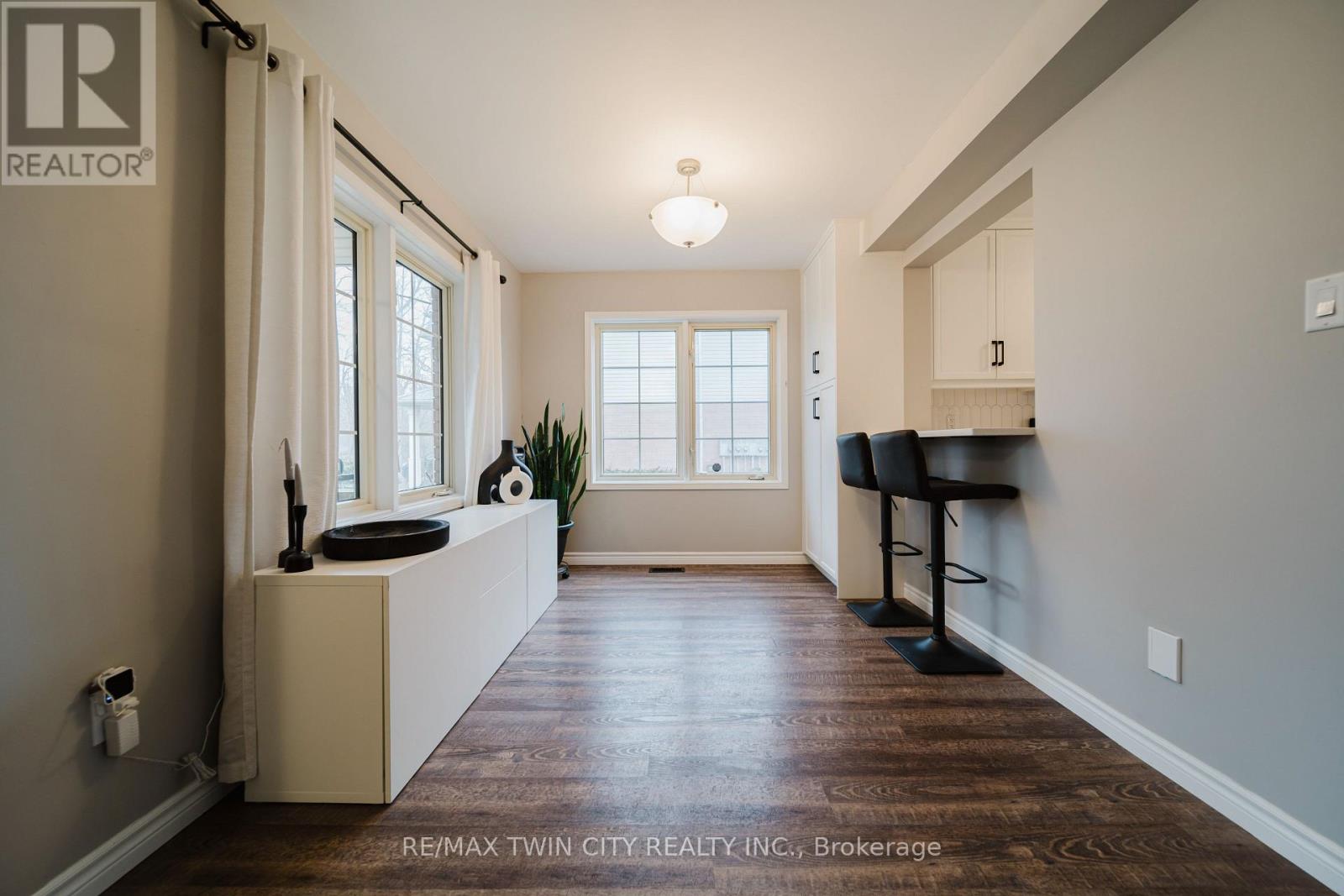 13 - 20 Forrest Avenue W, Wilmot, Ontario  N3A 1Y2 - Photo 11 - X12996904