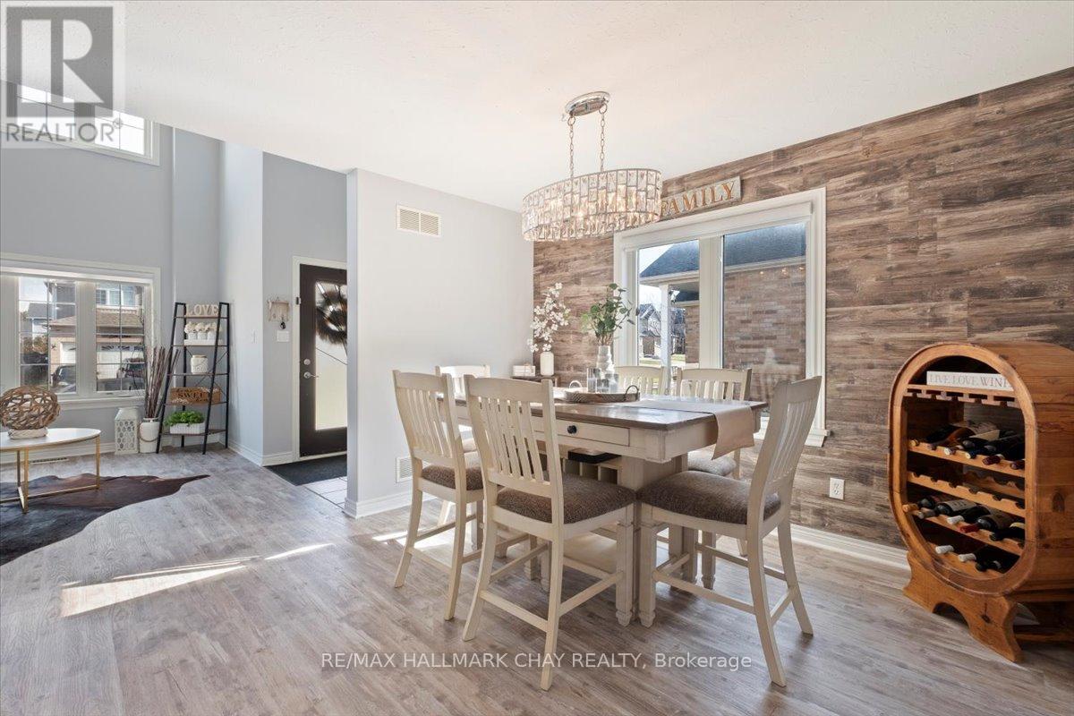 112 Silk Drive, Shelburne, Ontario  L9V 3E2 - Photo 10 - X12996980