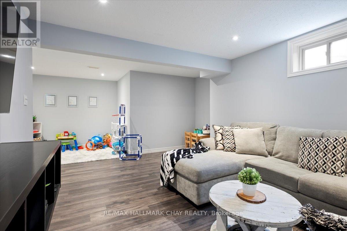 112 Silk Drive, Shelburne, Ontario  L9V 3E2 - Photo 37 - X12996980