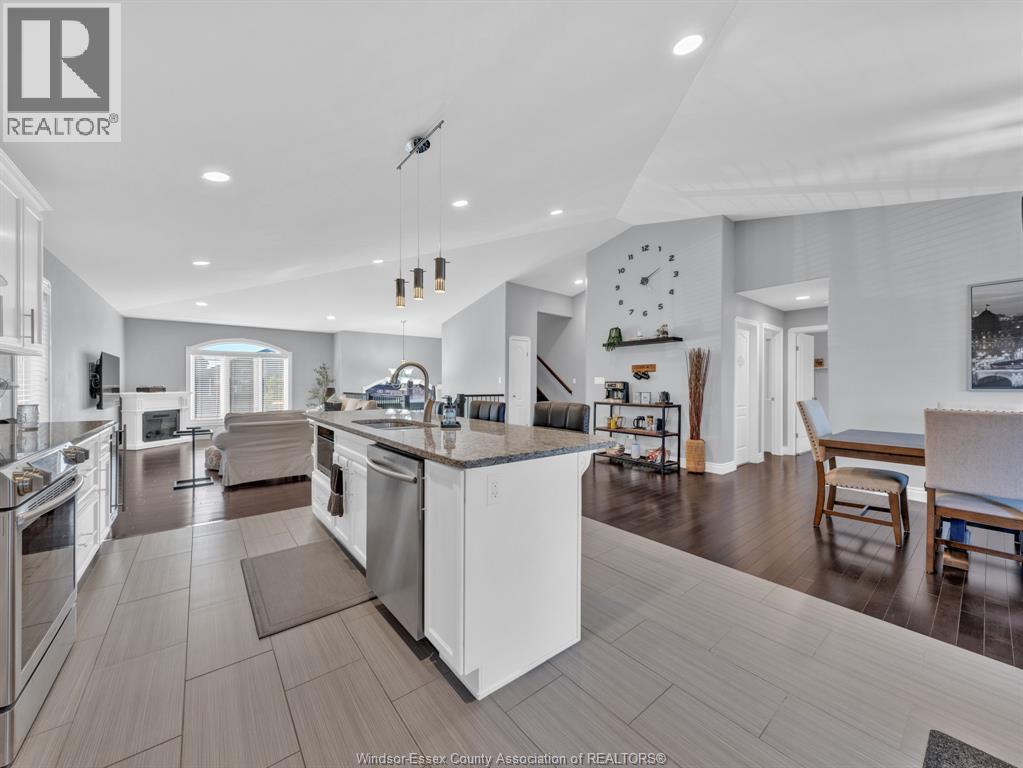 1524 Inverness Avenue, Windsor, Ontario N8P 0B1 - Photo 14 - 26008065