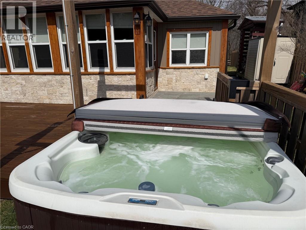 50 Holly Trail, Puslinch, Ontario  N3C 2V4 - Photo 10 - 40820631