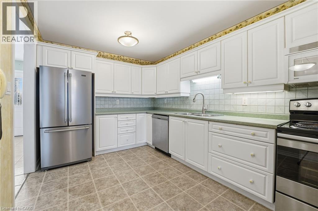 222 Fellowes Crescent Unit# 29, Waterdown, Ontario  L8B 0R1 - Photo 10 - 40820393