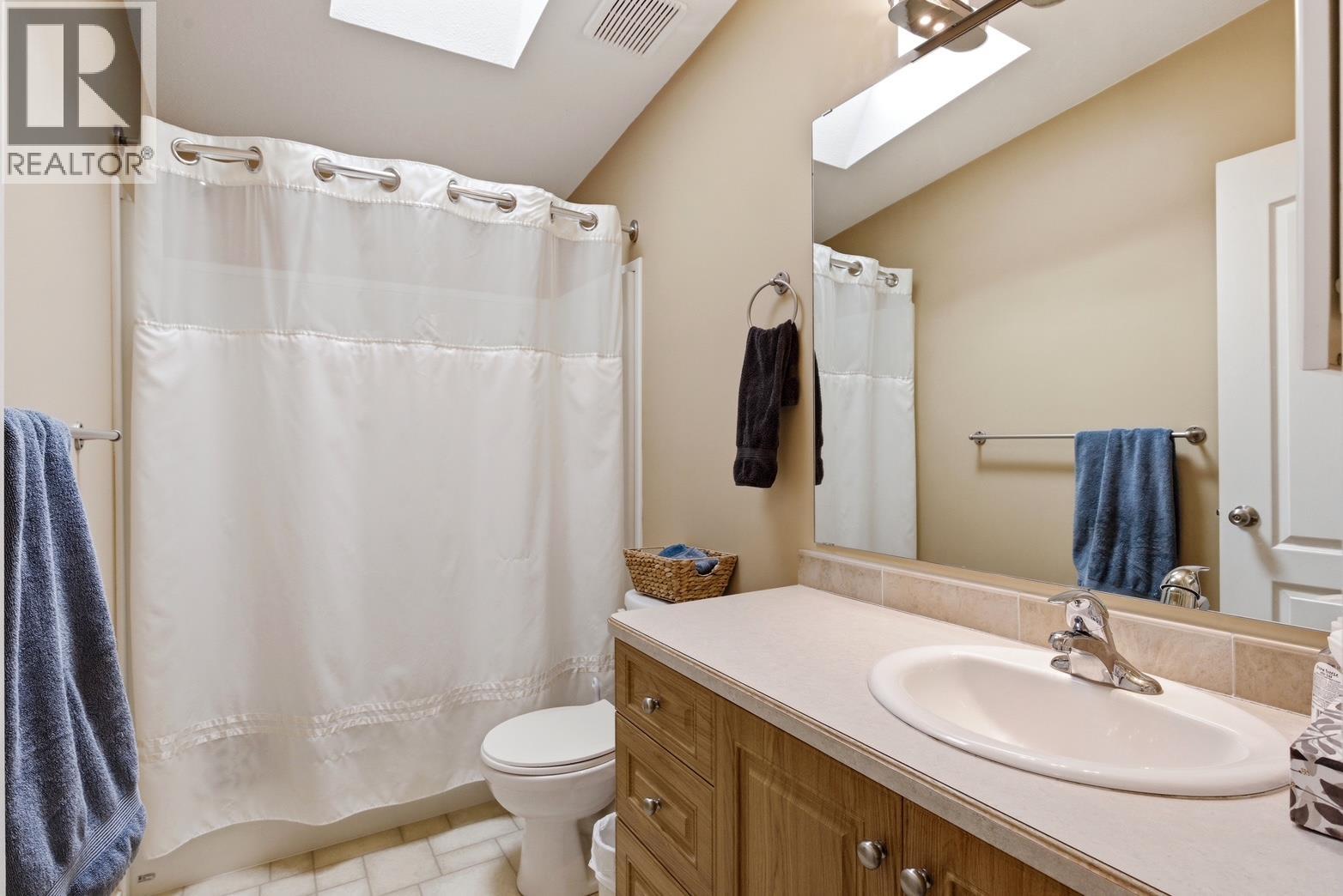 97 Valley Road, 150 Mile House, British Columbia  V0K 2G0 - Photo 14 - R3110594