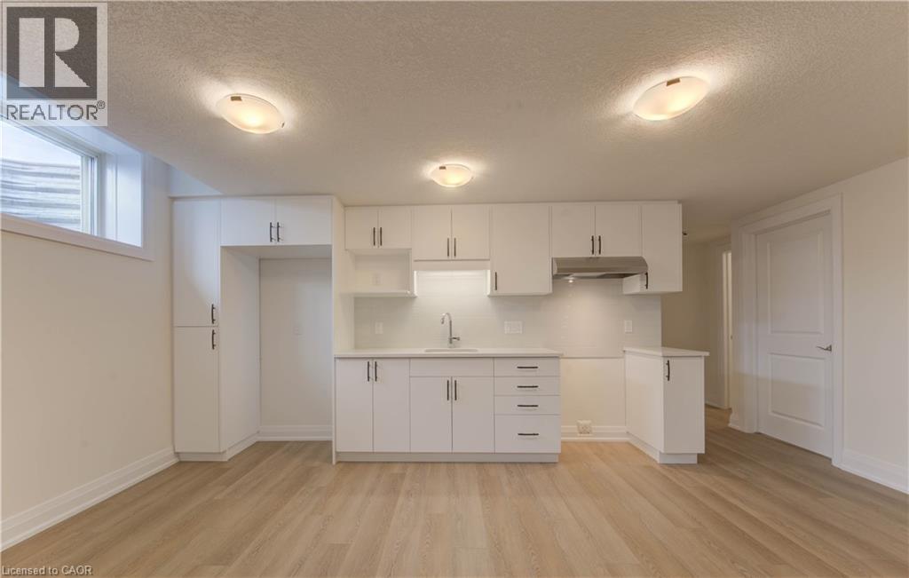 58 Jacob Detweiller Drive, Kitchener, Ontario  N2P 0K7 - Photo 27 - 40800826