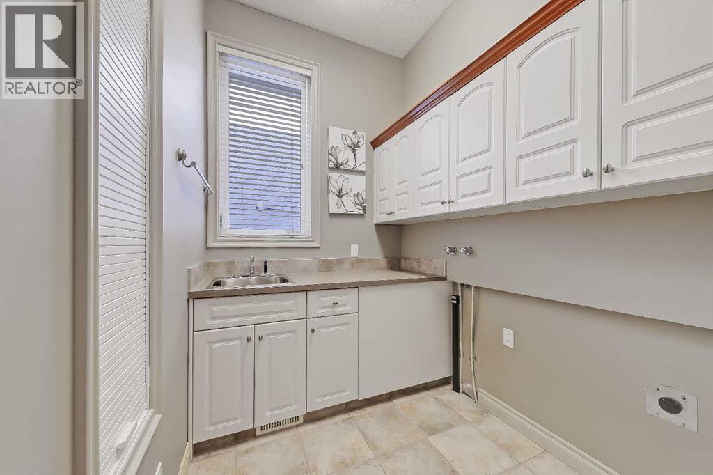 169 Cove Road, Chestermere, Alberta  T1X 1E4 - Photo 18 - A2280837