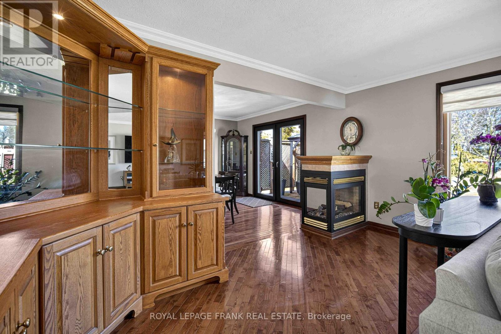 832 Parkhill Road W, Peterborough, Ontario  K9J 6P1 - Photo 10 - X12997276