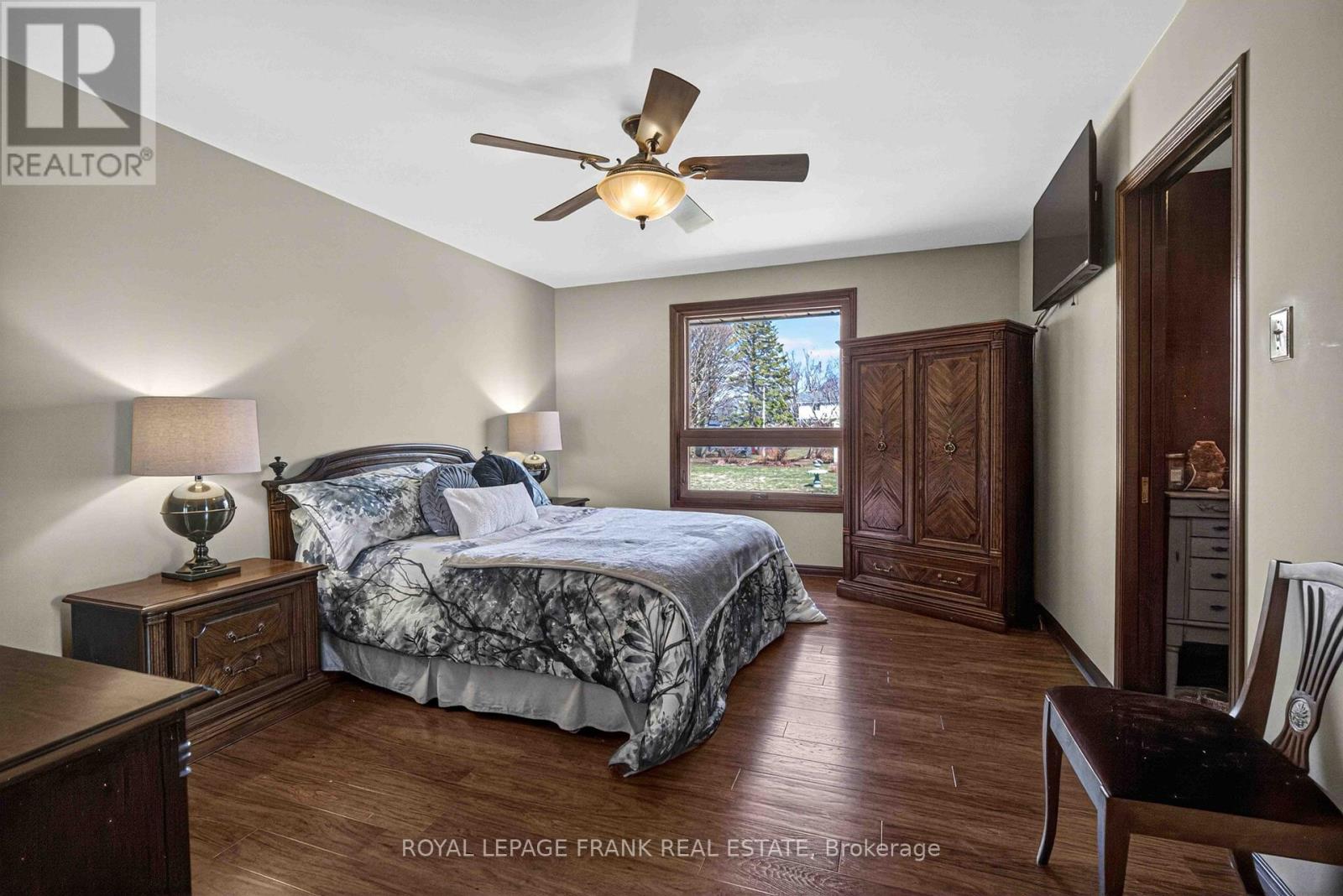 832 Parkhill Road W, Peterborough, Ontario  K9J 6P1 - Photo 17 - X12997276