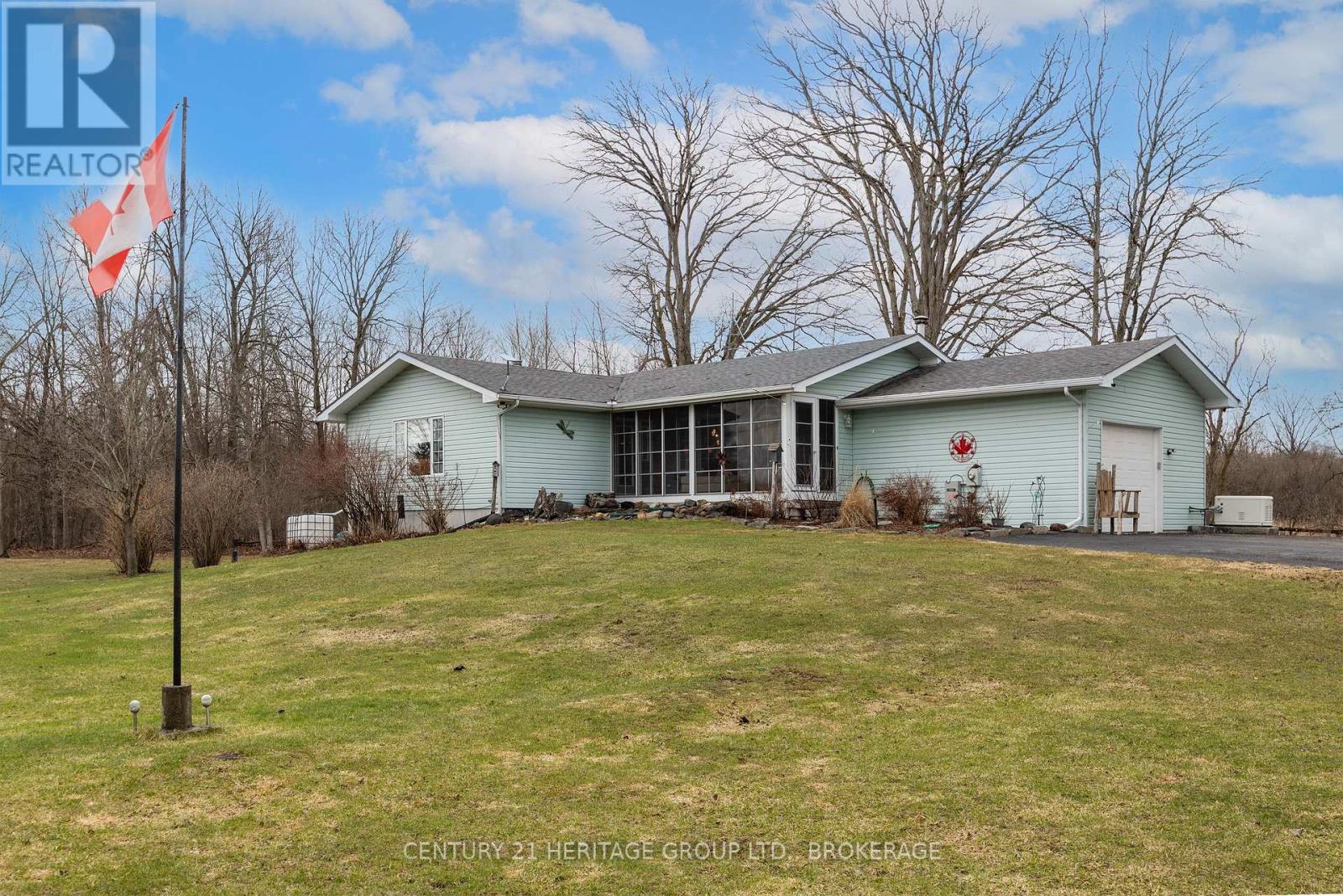 5453 Petworth Road, Frontenac, Ontario  K0H 1V0 - Photo 1 - X12997042