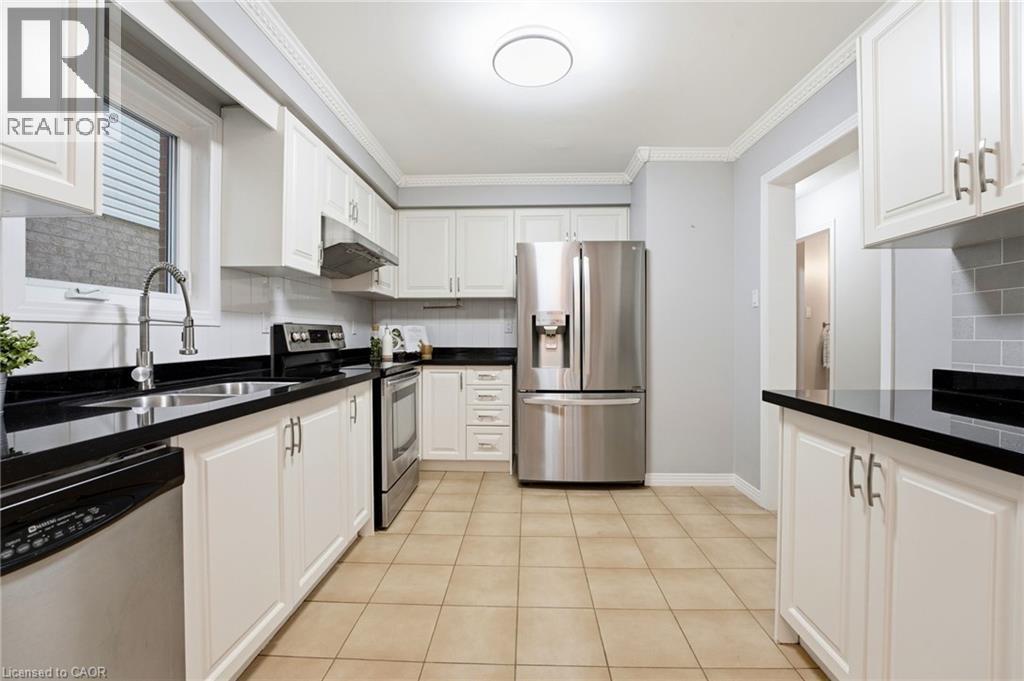 166 Boulding Avenue, Waterdown, Ontario  L8B 0N2 - Photo 8 - 40820525