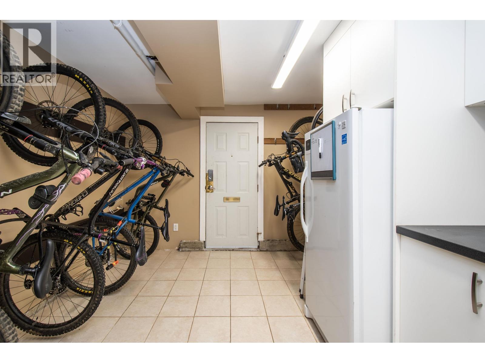 2175 Greylynn Crescent, North Vancouver, British Columbia  V7J 2X6 - Photo 26 - R3110704