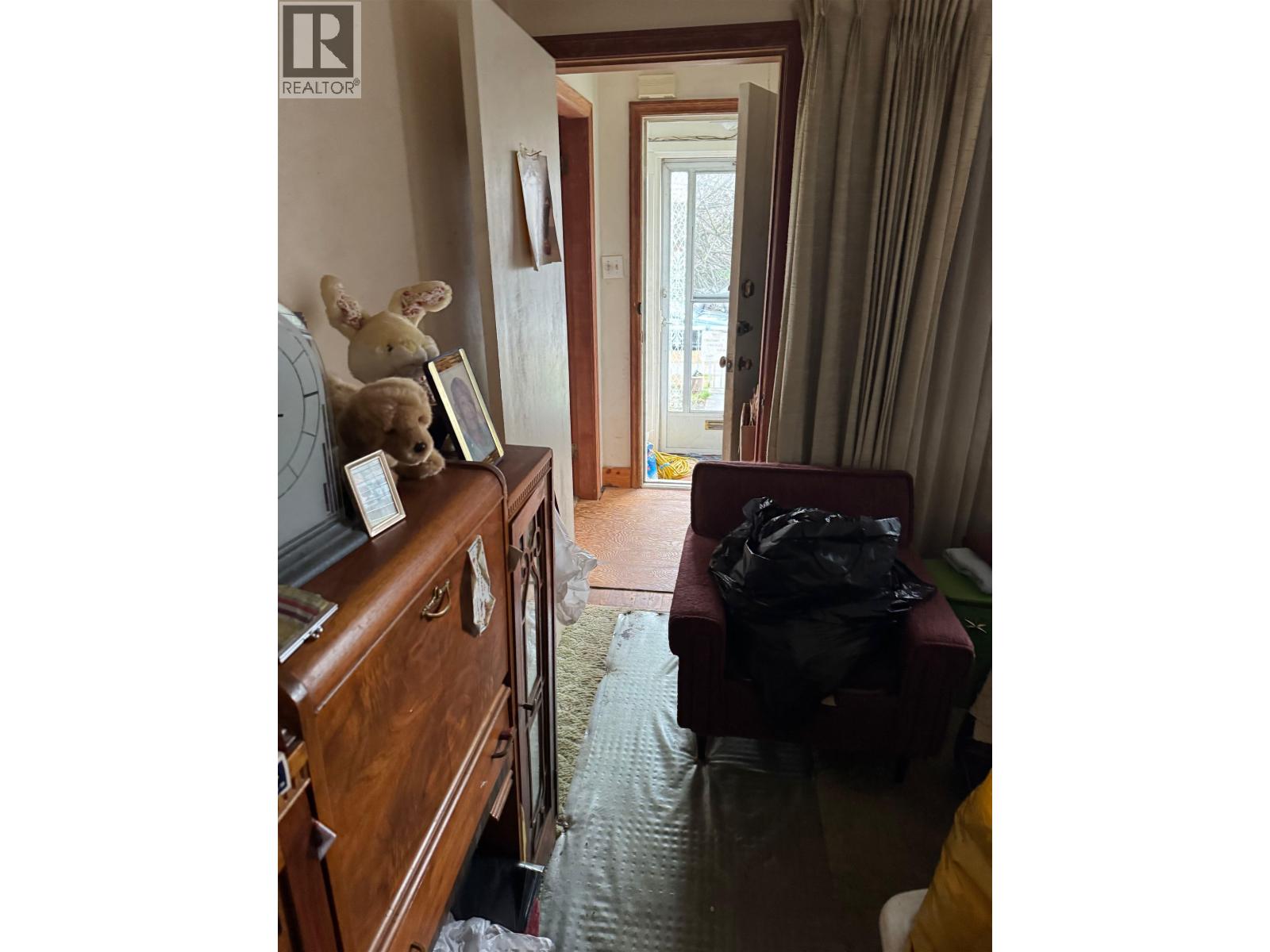 2566 Venables Street, Vancouver, British Columbia  V5K 2R1 - Photo 2 - R3087113