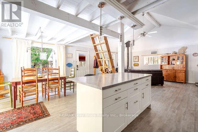 52 Spry Lake Road, South Bruce Peninsula, Ontario  N0H 2T0 - Photo 15 - X12996998