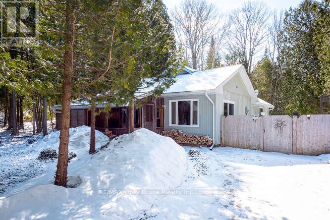 52 Spry Lake Road, South Bruce Peninsula, Ontario  N0H 2T0 - Photo 2 - X12996998