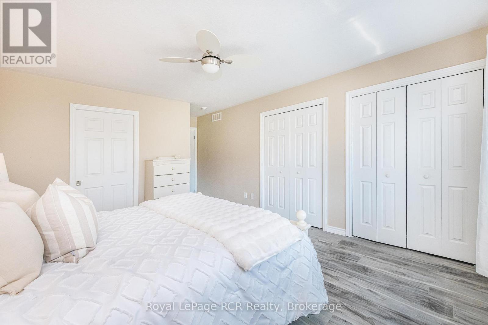 760 16th Street, Hanover, Ontario  N4N 3W8 - Photo 12 - X12997070