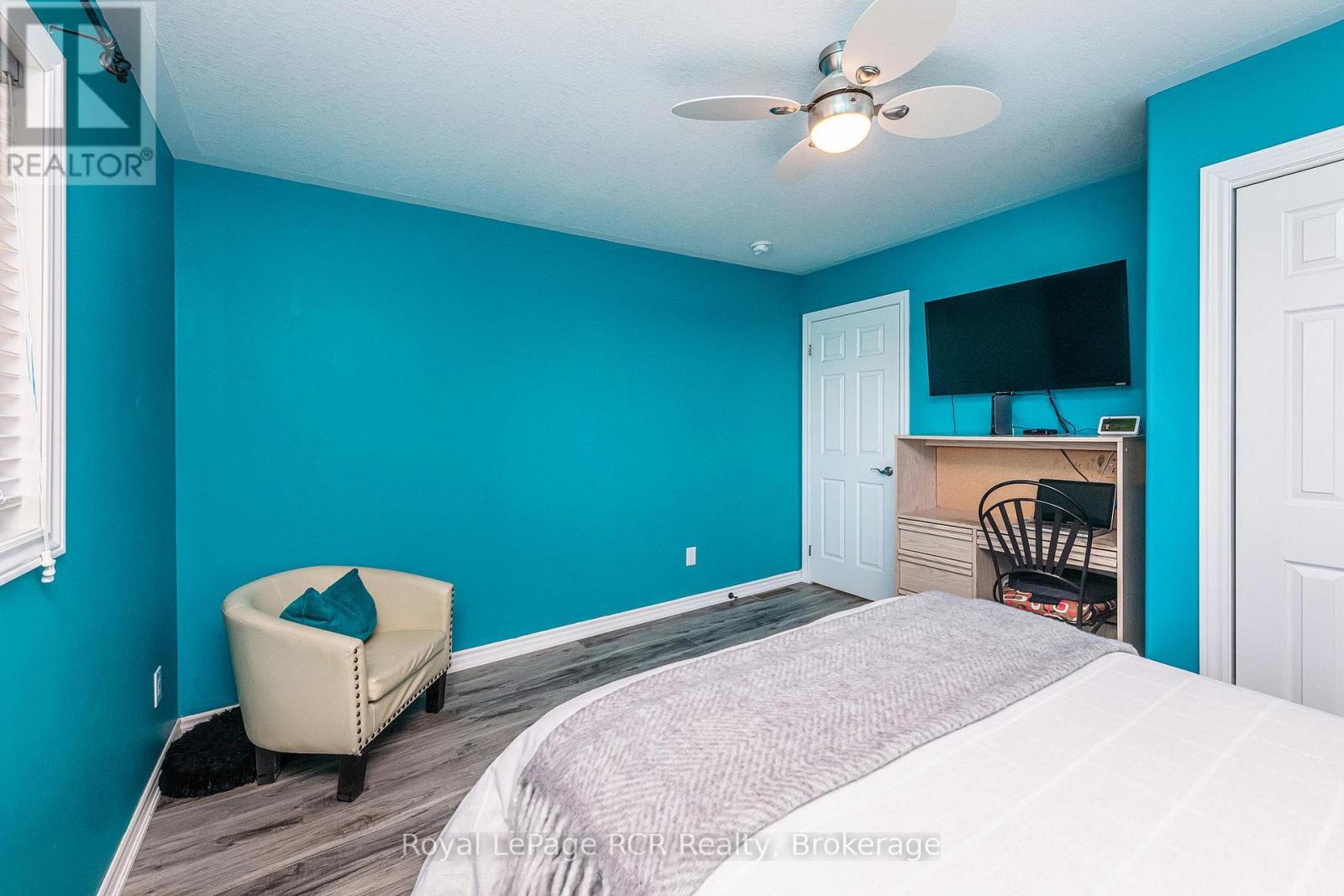 760 16th Street, Hanover, Ontario  N4N 3W8 - Photo 16 - X12997070